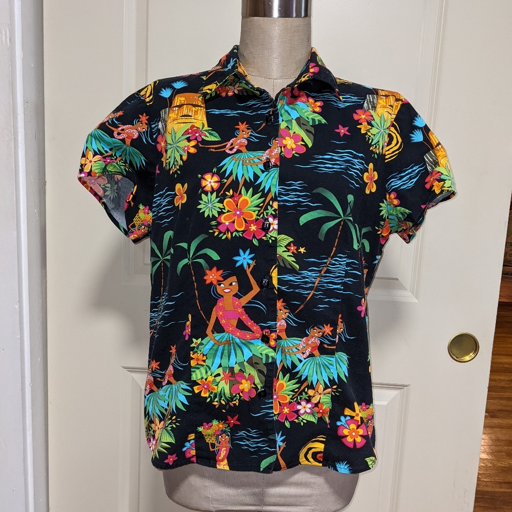 Pine cove tiki Hawaiian Button-Up Shirt